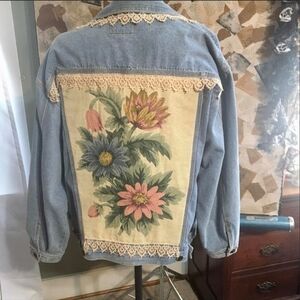 90s Sunbelt Sportswear tapestry denim jean jacket. Beautiful floral tapestry